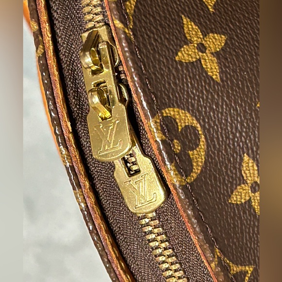 LV Ellipse MM 💕🤎 - Picture 13 of 15